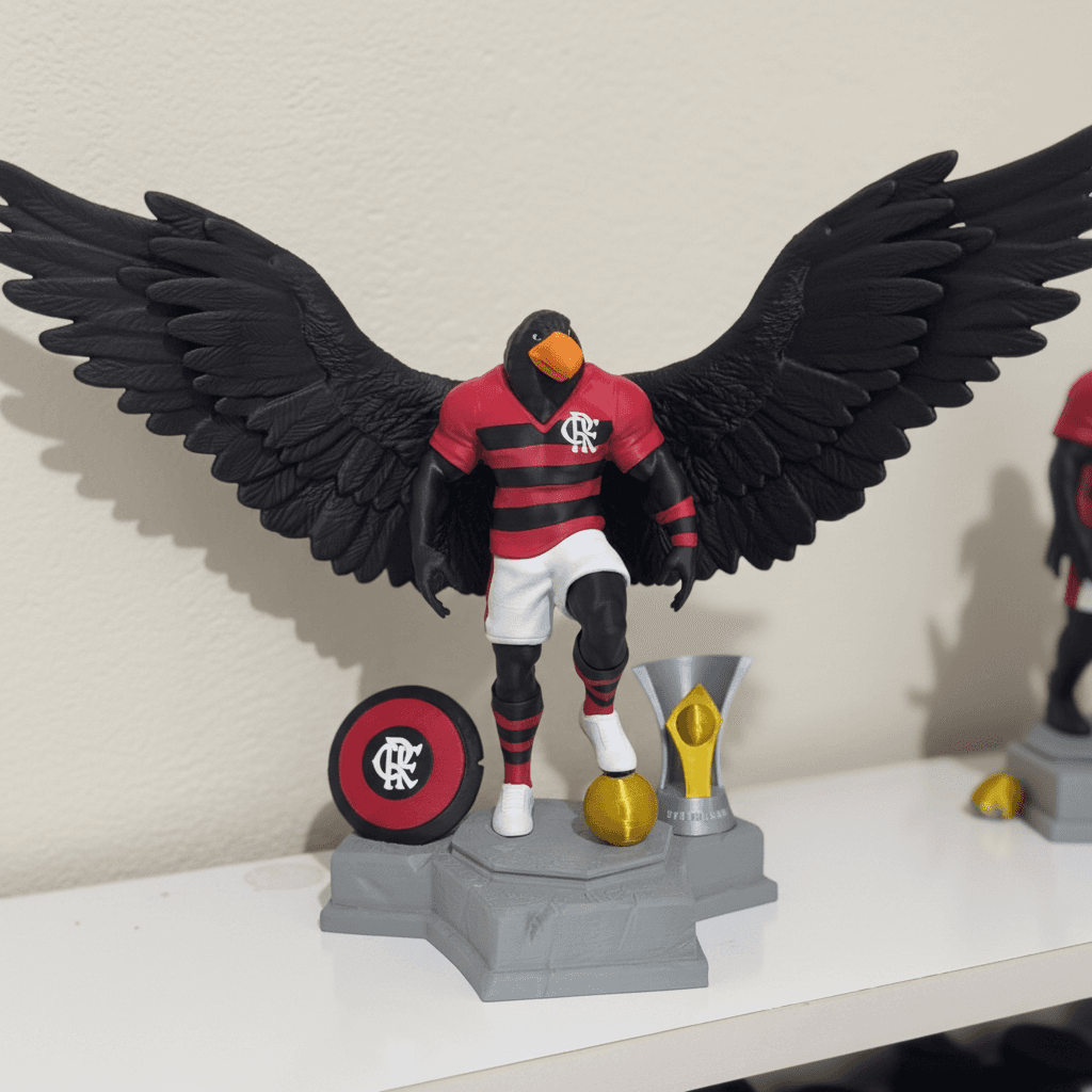 Action figure Urubu Flamengo com estádio ao fundo